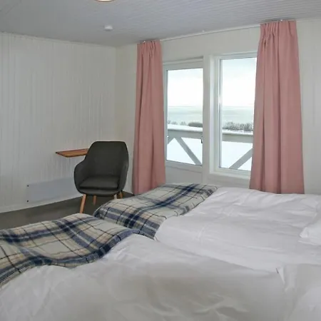 Nesseby Feriehus *